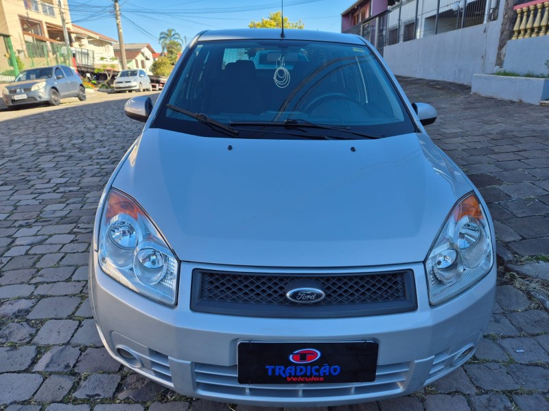 FIESTA 1.6 MPI SEDAN 8V FLEX 4P MANUAL - 2010 - CAXIAS DO SUL