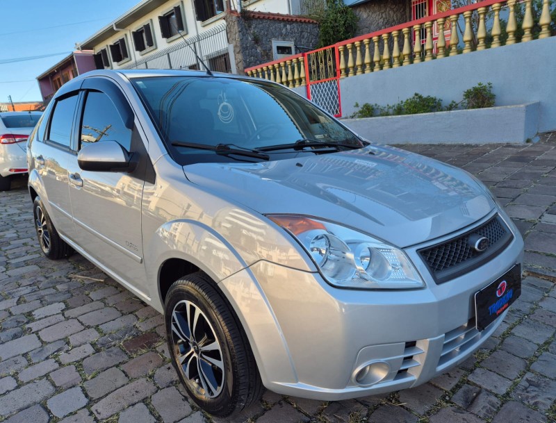 FIESTA 1.6 MPI SEDAN 8V FLEX 4P MANUAL - 2010 - CAXIAS DO SUL