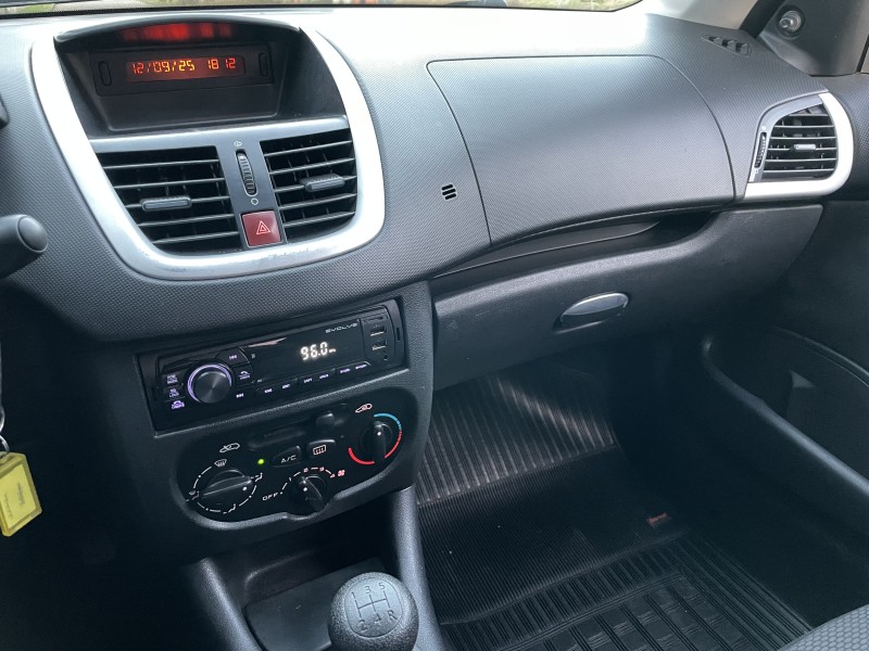207 1.4 XR 8V FLEX 4P MANUAL - 2013 - CAXIAS DO SUL