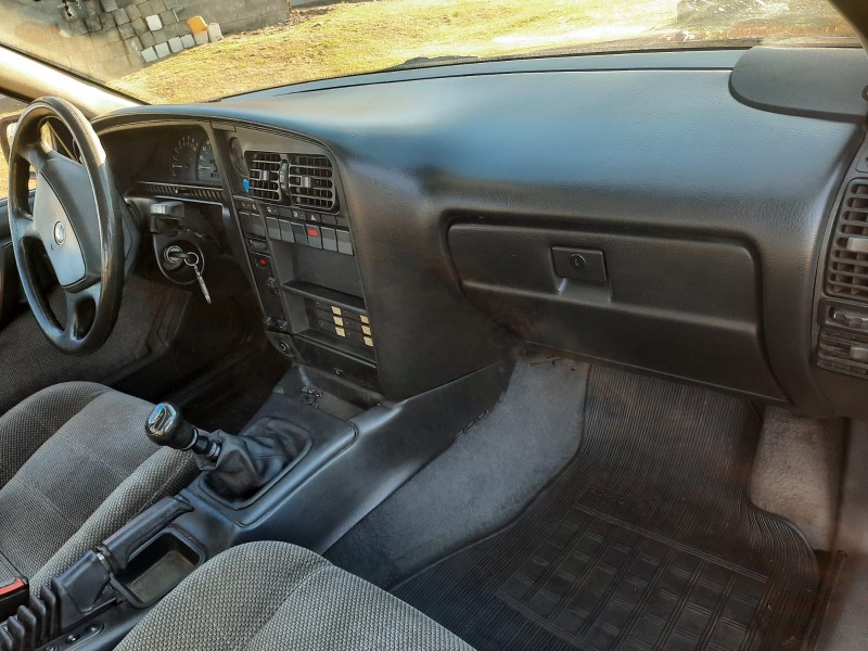 OMEGA 2.0 MPFI GLS 8V GASOLINA 4P MANUAL - 1993 - FARROUPILHA