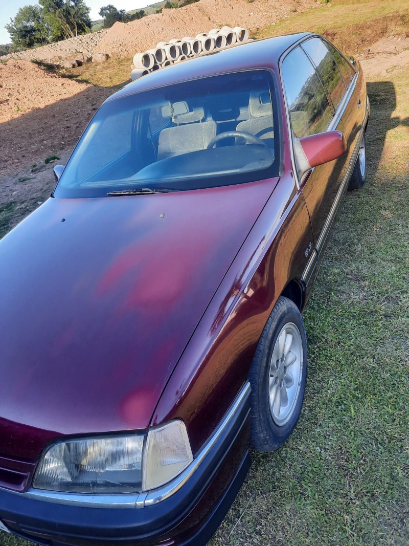 OMEGA 2.0 MPFI GLS 8V GASOLINA 4P MANUAL - 1993 - FARROUPILHA