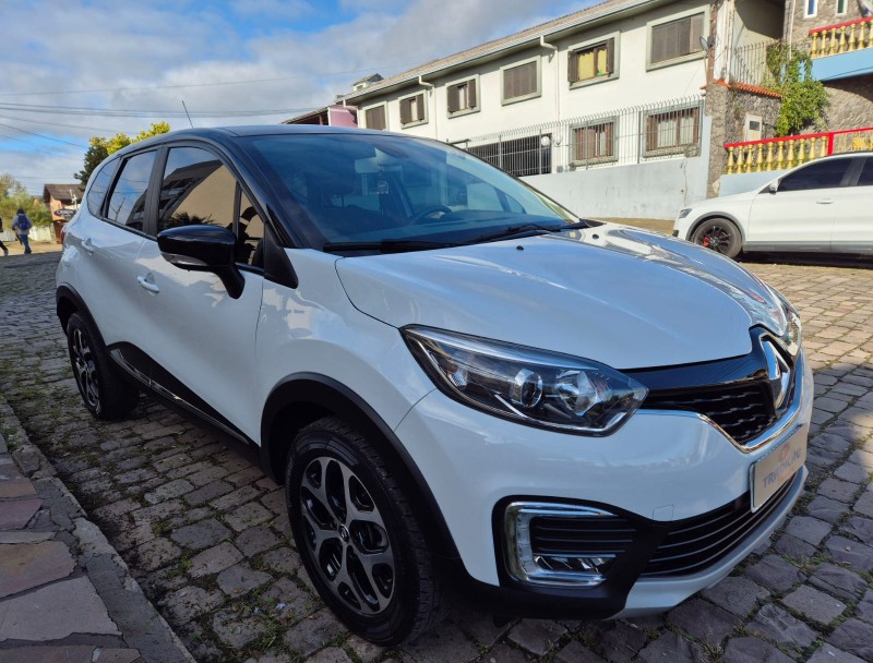 CAPTUR 1.6 16V FLEX INTENSE AUTOMÁTICO - 2019 - CAXIAS DO SUL