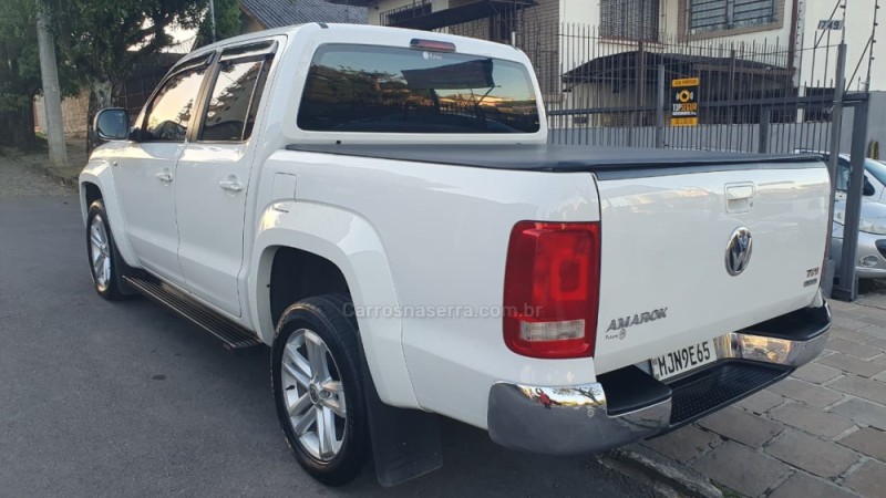 AMAROK 2.0 HIGHLINE 4X4 CD 16V TURBO INTERCOOLER DIESEL 4P AUTOMÁTICO - 2012 - CAXIAS DO SUL