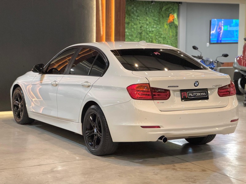 320I 2.0 16V TURBO ACTIVE FLEX 4P AUTOMÁTICO - 2015 - NOVO HAMBURGO