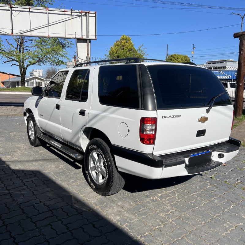 BLAZER 2.4 MPFI ADVANTAGE 4X2 8V FLEX 4P MANUAL - 2011 - CAXIAS DO SUL
