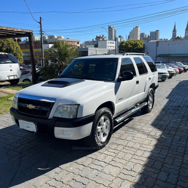 BLAZER 2.4 MPFI ADVANTAGE 4X2 8V FLEX 4P MANUAL - 2011 - CAXIAS DO SUL