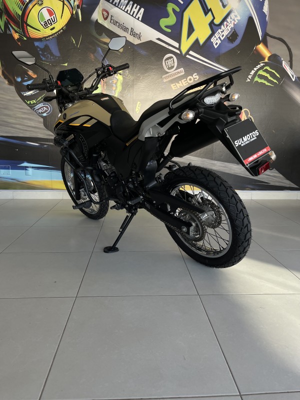 XTZ 250 LANDER - 2024 - PASSO FUNDO