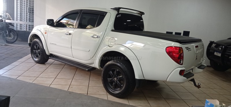 L200 TRITON 3.5 HPE 4X4 CD V6 24V FLEX 4P AUTOMÁTICO - 2013 - CAXIAS DO SUL