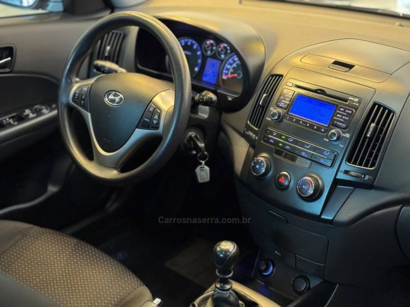 I30 2.0 MPFI GLS 16V GASOLINA 4P MANUAL - 2012 - ESTâNCIA VELHA