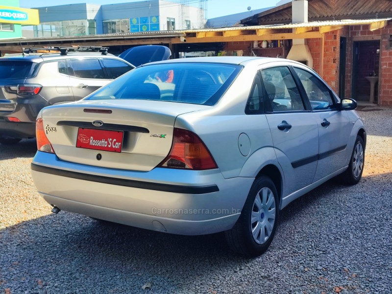 FOCUS 1.6 8V FLEX 4P MANUAL - 2008 - FARROUPILHA