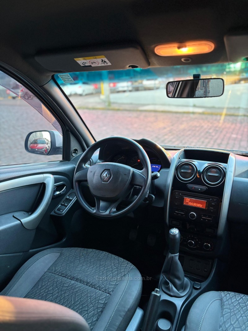 DUSTER 1.6 EXPRESSION 4X2 16V FLEX 4P MANUAL - 2016 - SãO FRANCISCO DE PAULA