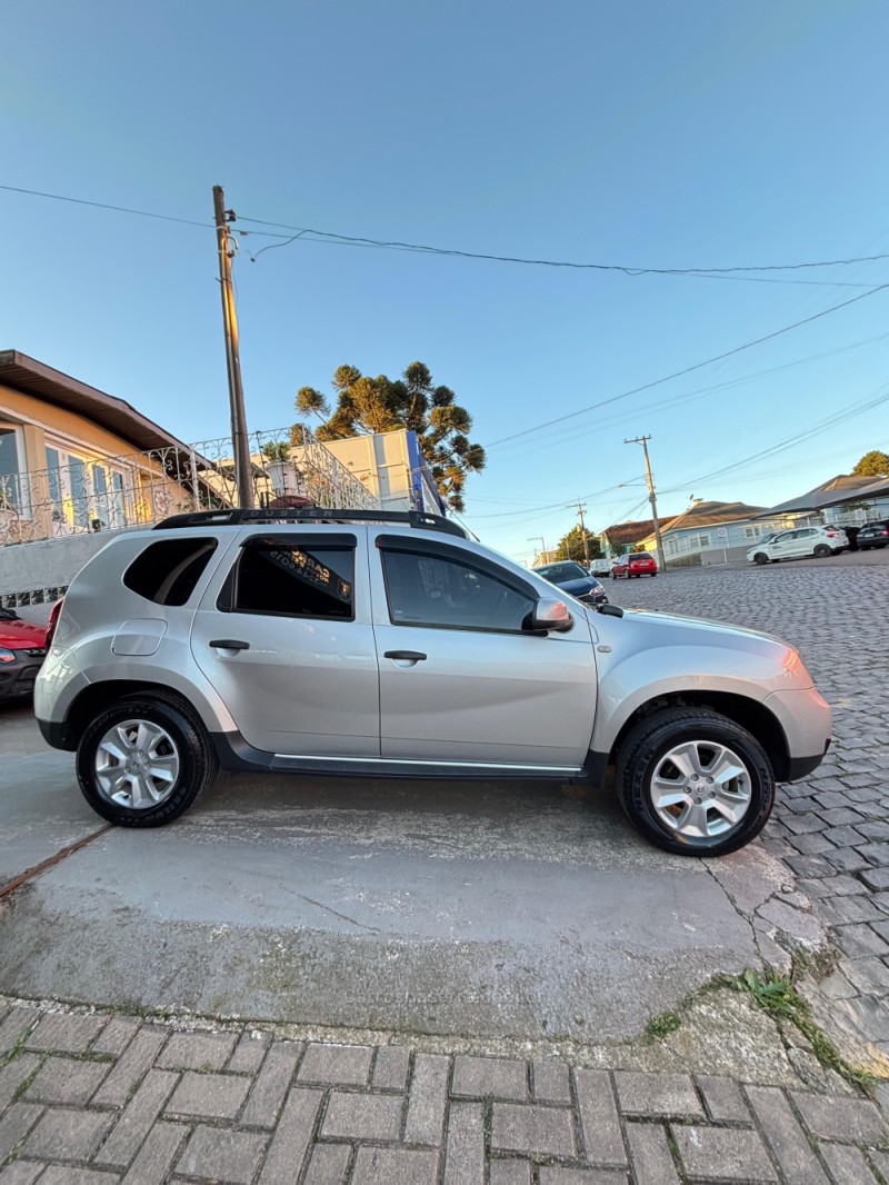 DUSTER 1.6 EXPRESSION 4X2 16V FLEX 4P MANUAL - 2016 - SãO FRANCISCO DE PAULA