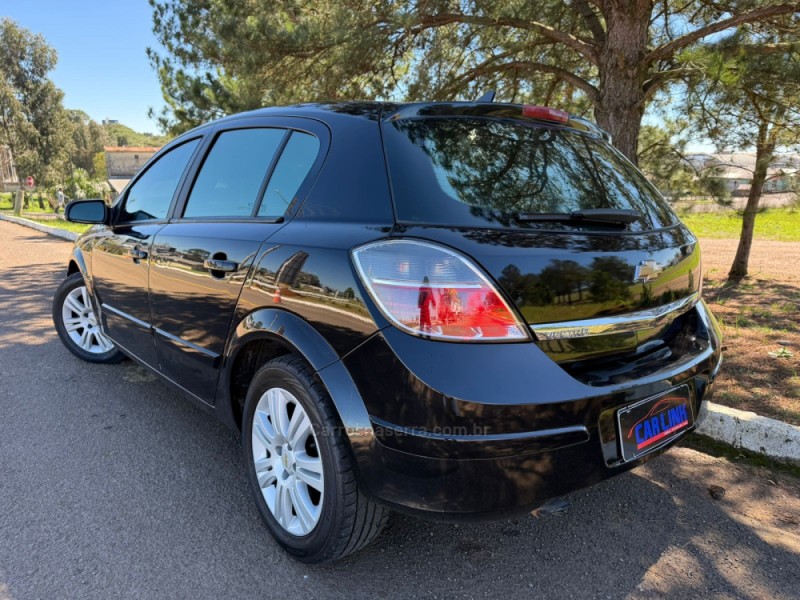 GOLF 1.6 MI SPORTLINE 8V FLEX 4P MANUAL - 2011 - VACARIA