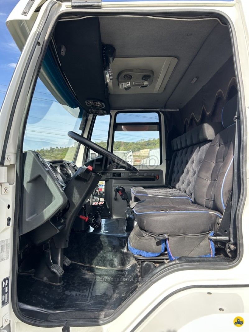 CARGO 2428 E T 3 EIXOS - 2006 - GARIBALDI