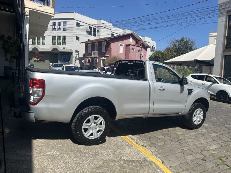 RANGER 2.5 XLS 4X2 CS 16V FLEX 2P MANUAL - 2013 - GARIBALDI