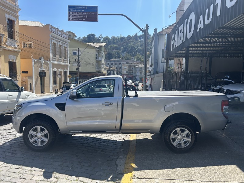 RANGER 2.5 XLS 4X2 CS 16V FLEX 2P MANUAL