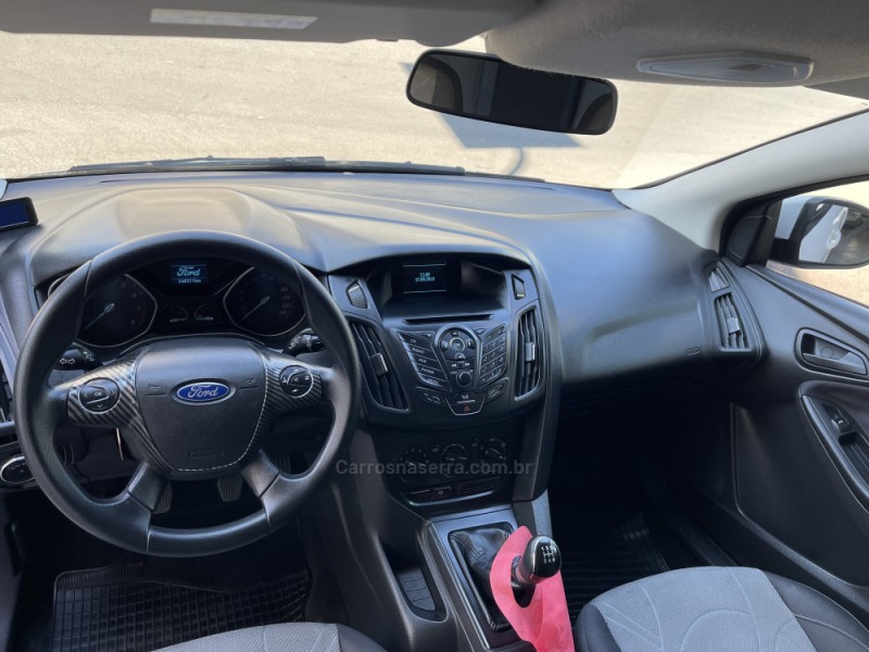 FOCUS 1.6 S 16V FLEX 4P MANUAL - 2014 - BENTO GONçALVES