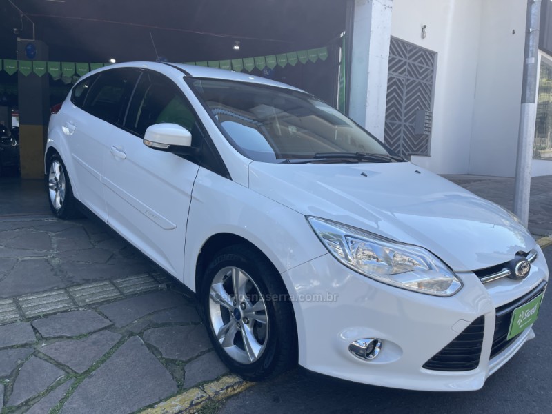 FOCUS 1.6 S 16V FLEX 4P MANUAL - 2014 - BENTO GONçALVES