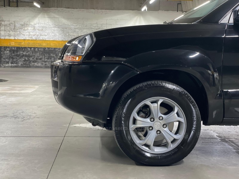 tucson 2.0 mpfi gls 16v 143cv 2wd gasolina 4p automatico 2010 caxias do sul