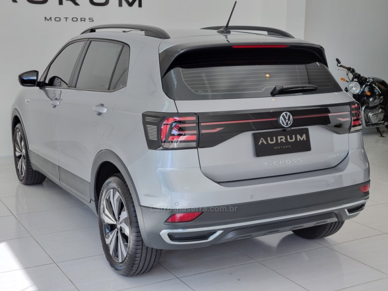T-CROSS 1.0 COMFORTLINE TSI FLEX 4P AUTOMÁTICO - 2024 - CAXIAS DO SUL