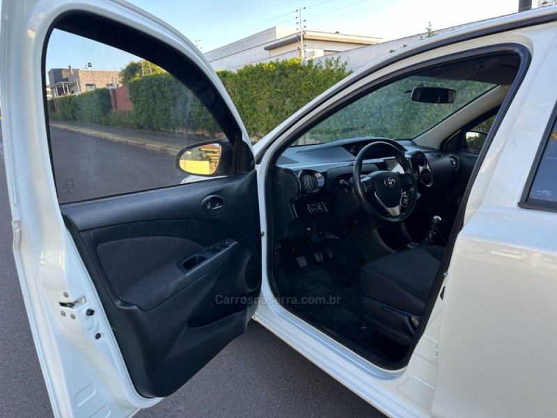 ETIOS 1.5 X SEDAN 16V FLEX 4P MANUAL - 2017 - SãO LEOPOLDO