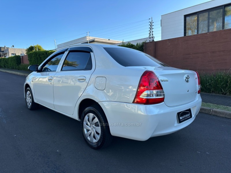 ETIOS 1.5 X SEDAN 16V FLEX 4P MANUAL - 2017 - SãO LEOPOLDO