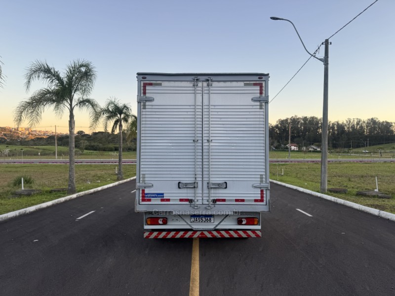 MASTER 2.3 DCI CHASSI CABINE L2H1 16V DIESEL 2P MANUAL - 2022 - CARLOS BARBOSA