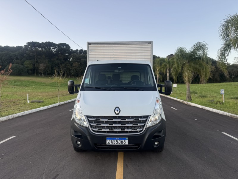 MASTER 2.3 DCI CHASSI CABINE L2H1 16V DIESEL 2P MANUAL - 2022 - CARLOS BARBOSA