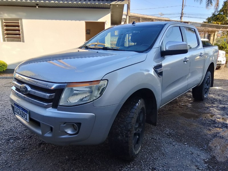 RANGER 3.2 XLT 4X4 CD 20V DIESEL 4P AUTOMÁTICO - 2013 - CAXIAS DO SUL