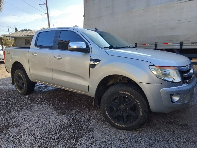 RANGER 3.2 XLT 4X4 CD 20V DIESEL 4P AUTOMÁTICO - 2013 - CAXIAS DO SUL