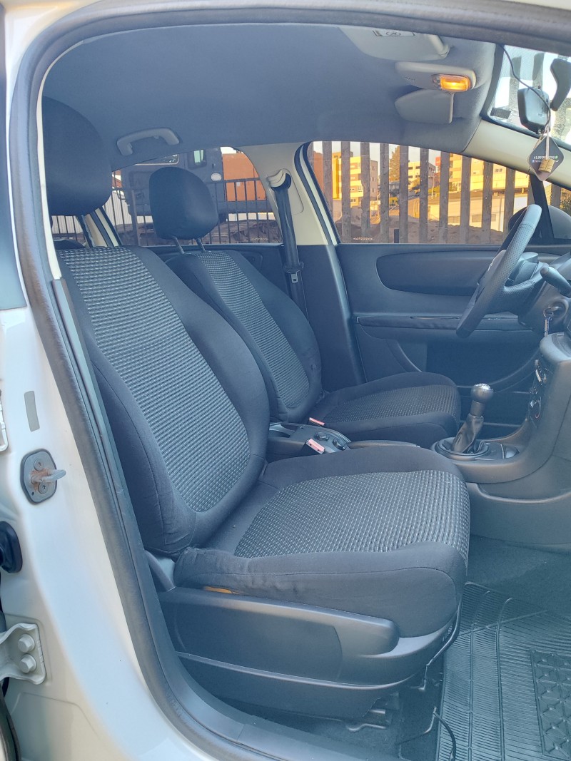 C4 1.6 GLX 16V FLEX 4P MANUAL - 2013 - FARROUPILHA