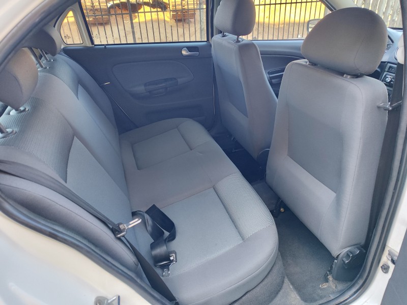 GOL 1.0 MI TREND 8V FLEX 4P MANUAL - 2009 - FARROUPILHA