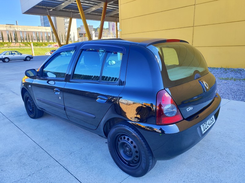 CLIO 1.0 AUTHENTIQUE 16V FLEX 4P MANUAL - 2011 - FARROUPILHA