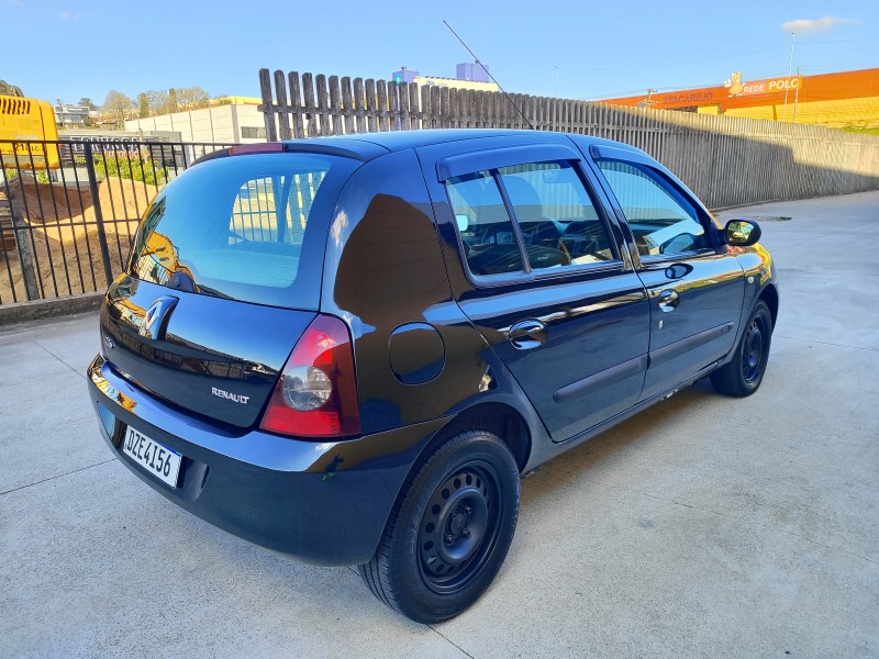 CLIO 1.0 AUTHENTIQUE 16V FLEX 4P MANUAL - 2011 - FARROUPILHA