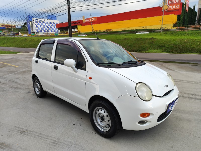 qq 1.0 mpfi 12v gasolina 4p manual 2015 farroupilha