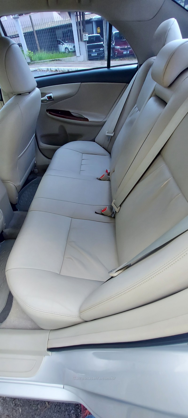 COROLLA 2.0 ALTIS 16V FLEX 4P AUTOMÁTICO - 2013 - BOM PRINCíPIO