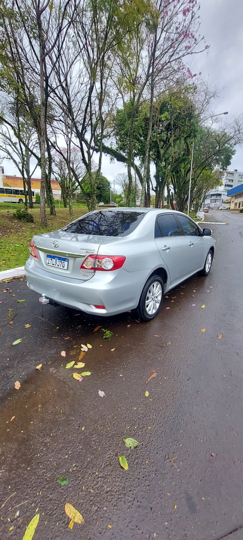 COROLLA 2.0 ALTIS 16V FLEX 4P AUTOMÁTICO - 2013 - BOM PRINCíPIO