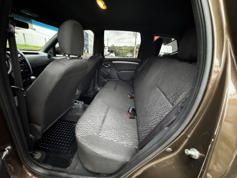 DUSTER 1.6 EXPRESSION 4X2 16V FLEX 4P MANUAL - 2016 - FELIZ