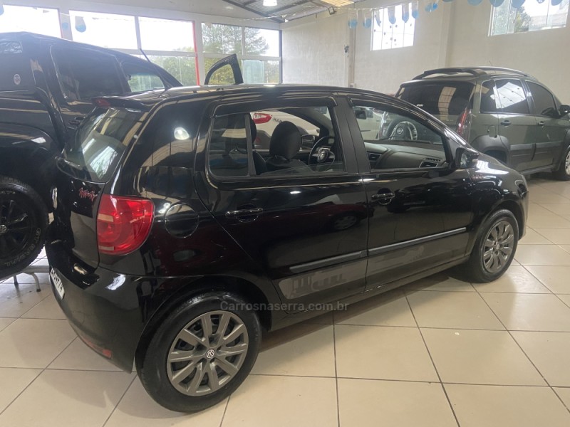 FOX 1.6 MI 8V FLEX 4P MANUAL - 2012 - NOVA PRATA
