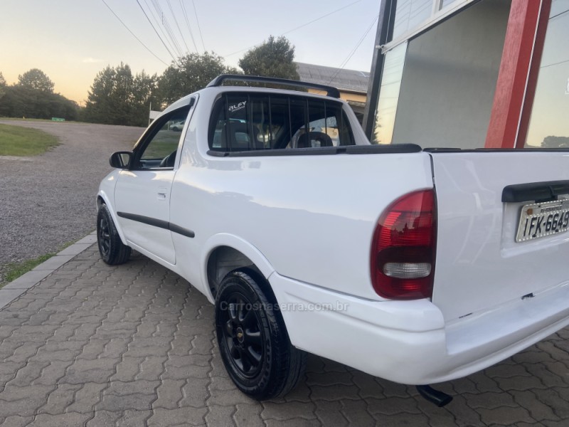 CORSA 1.6 MPFI GL 8V GASOLINA 2P MANUAL - 1997 - NOVA PRATA