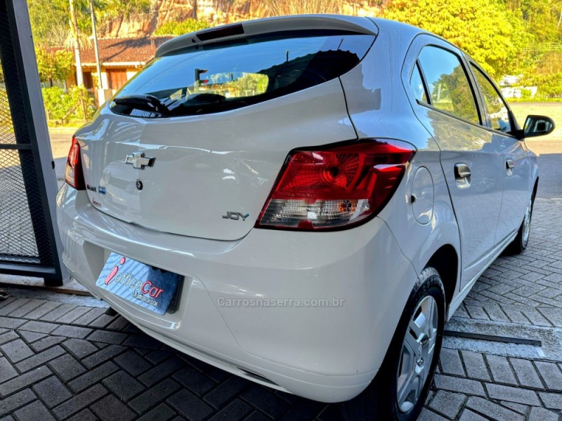 ONIX 1.0 JOY HATCH 8VFLEX 4P MANUAL - 2018 - TRêS COROAS