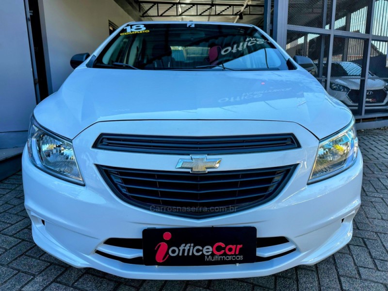 ONIX 1.0 JOY HATCH 8VFLEX 4P MANUAL - 2018 - TRêS COROAS