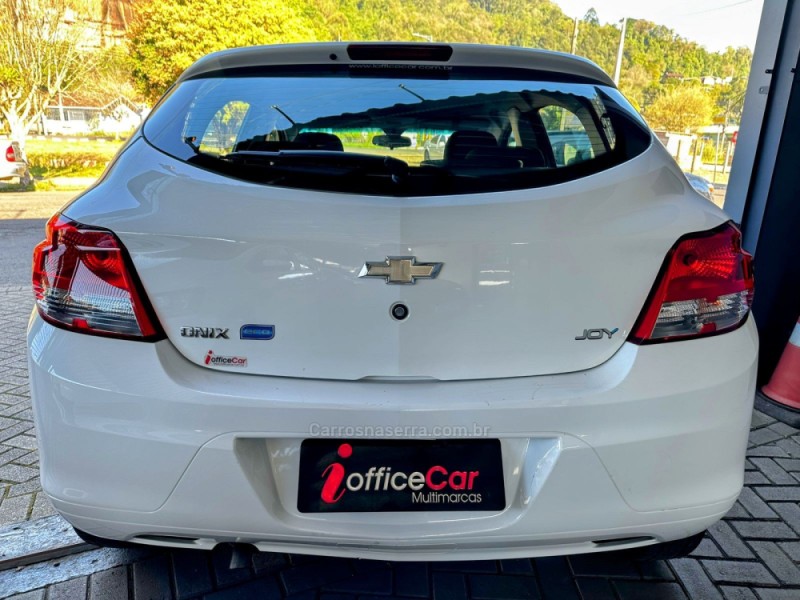 ONIX 1.0 JOY HATCH 8VFLEX 4P MANUAL - 2018 - TRêS COROAS