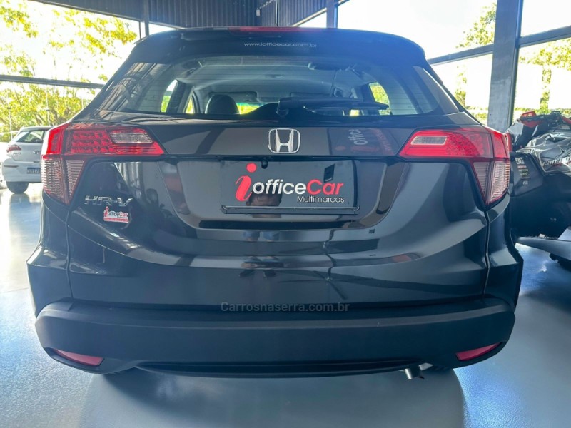 HR-V 1.8 16V FLEX LX 4P AUTOMÁTICO - 2016 - TRêS COROAS