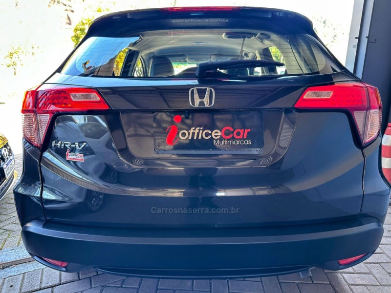 HR-V 1.8 16V FLEX LX 4P AUTOMÁTICO - 2016 - TRêS COROAS