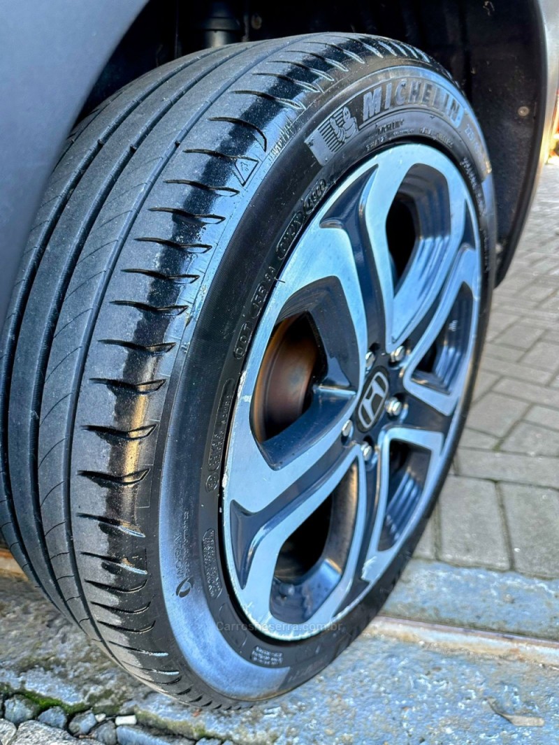 HR-V 1.8 16V FLEX LX 4P AUTOMÁTICO - 2016 - TRêS COROAS