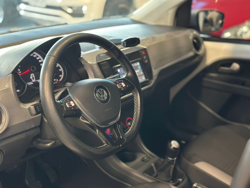 UP 1.0 TSI CROSS 12V FLEX 4P MANUAL - 2018 - ESTâNCIA VELHA