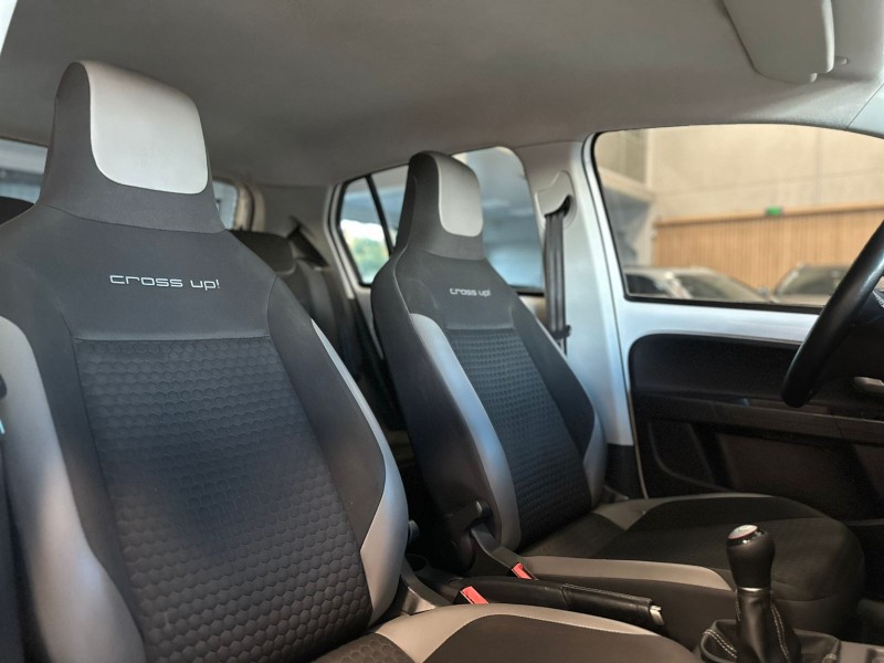 UP 1.0 TSI CROSS 12V FLEX 4P MANUAL - 2018 - ESTâNCIA VELHA