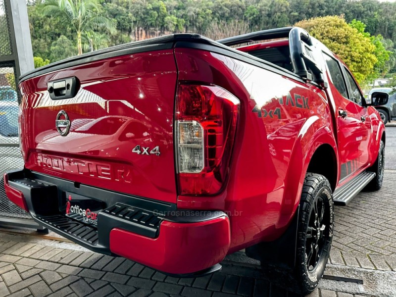 FRONTIER 2.3 ATTACK 4X4 CD BI-TURBO DIESEL 4P AUTOMÁTICO - 2023 - TRêS COROAS