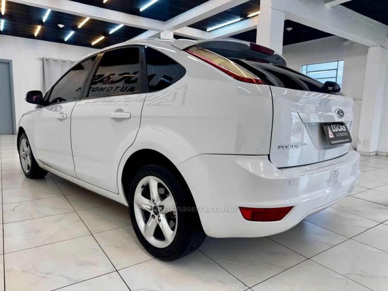 FOCUS 1.6 GLX 16V FLEX 4P MANUAL - 2011 - BOM RETIRO DO SUL